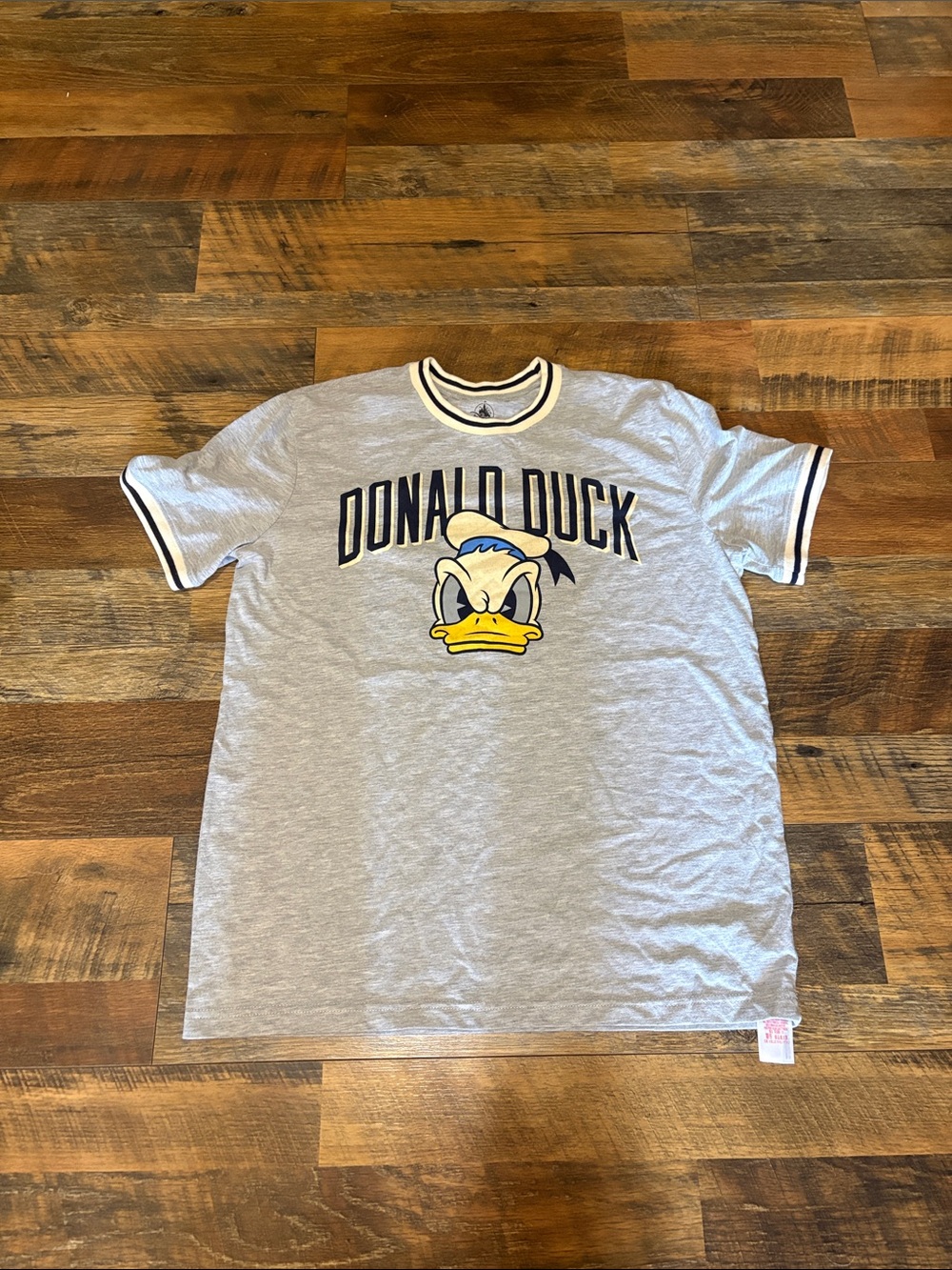 Disney Donald Duck Ringer Shirt Gray‎ No 34 T-shirt Medium